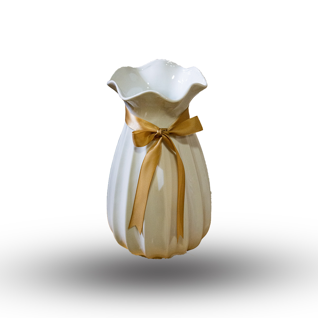 White Pearl Bow Vase