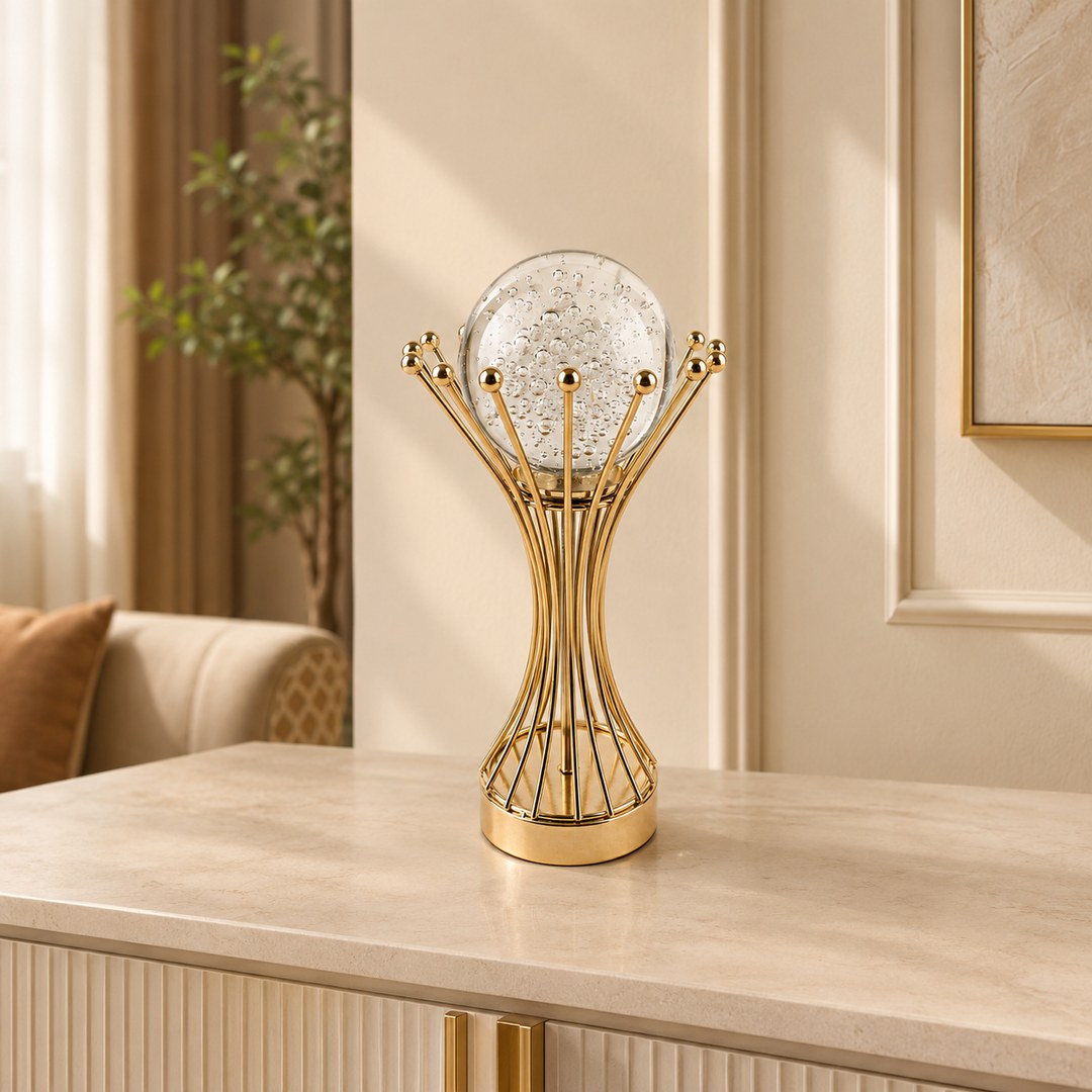 Golden crystal globe centrepiece as a compact alternative to flowers